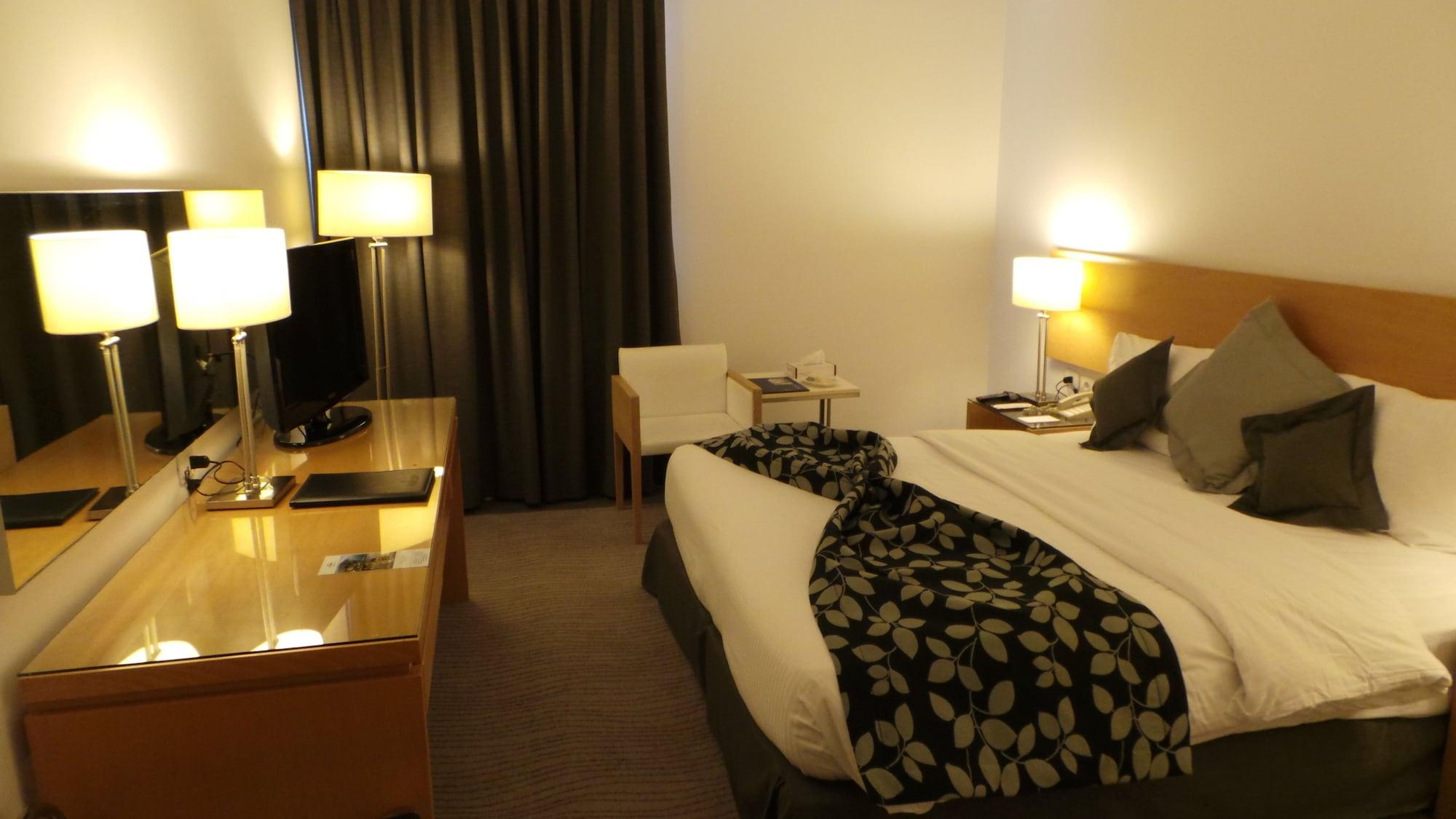 อัมมัน แอร์พอร์ต โฮเต็ล Hotel Al Qastal ภายนอก รูปภาพ