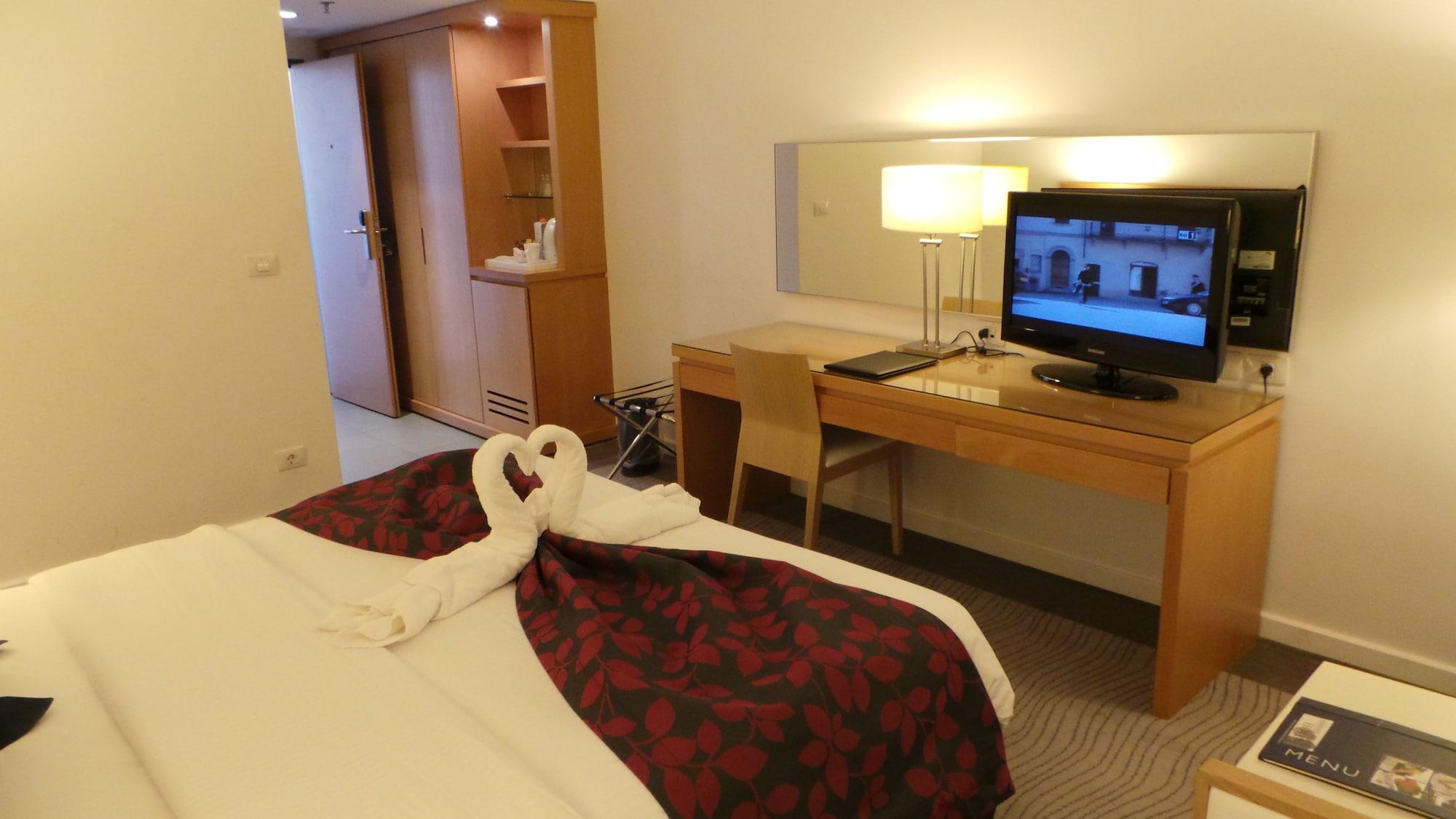 อัมมัน แอร์พอร์ต โฮเต็ล Hotel Al Qastal ภายนอก รูปภาพ