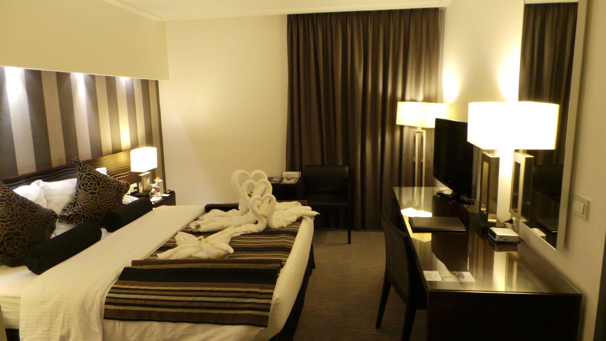 อัมมัน แอร์พอร์ต โฮเต็ล Hotel Al Qastal ภายนอก รูปภาพ