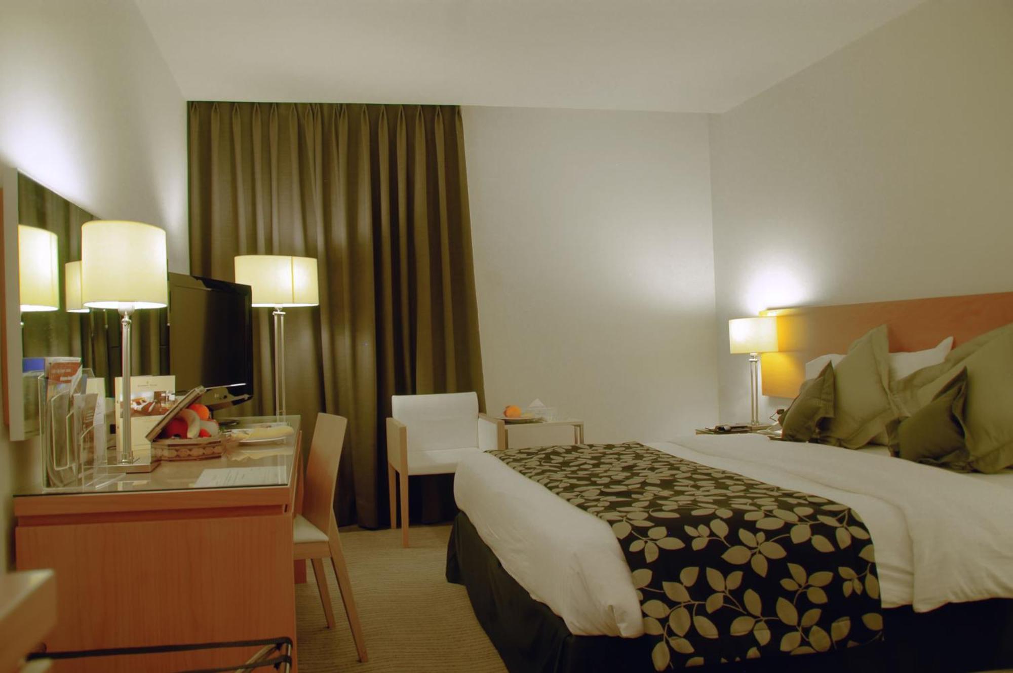 อัมมัน แอร์พอร์ต โฮเต็ล Hotel Al Qastal ภายนอก รูปภาพ
