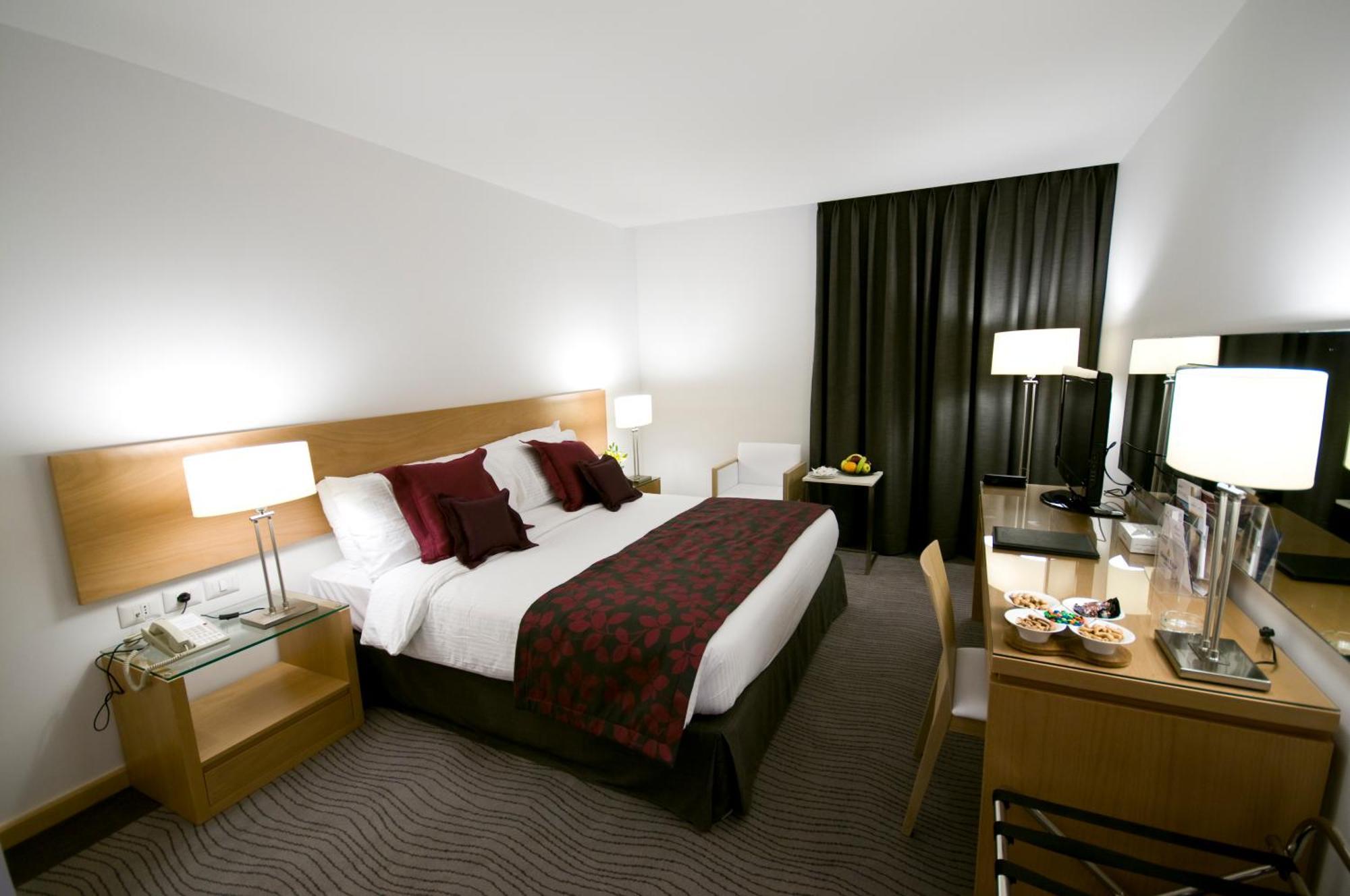 อัมมัน แอร์พอร์ต โฮเต็ล Hotel Al Qastal ภายนอก รูปภาพ