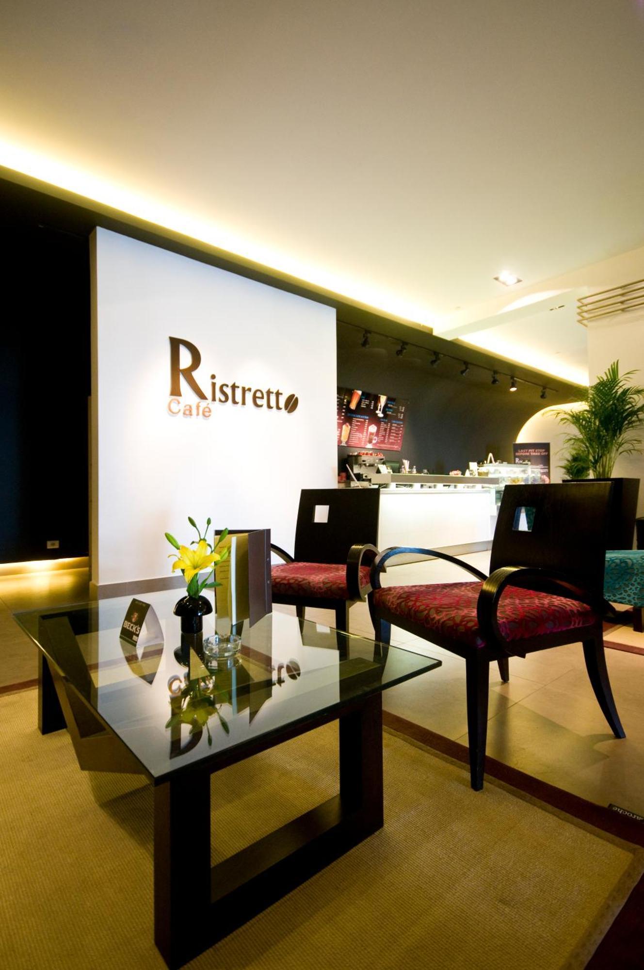 อัมมัน แอร์พอร์ต โฮเต็ล Hotel Al Qastal ภายนอก รูปภาพ