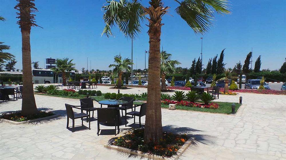 อัมมัน แอร์พอร์ต โฮเต็ล Hotel Al Qastal ภายนอก รูปภาพ